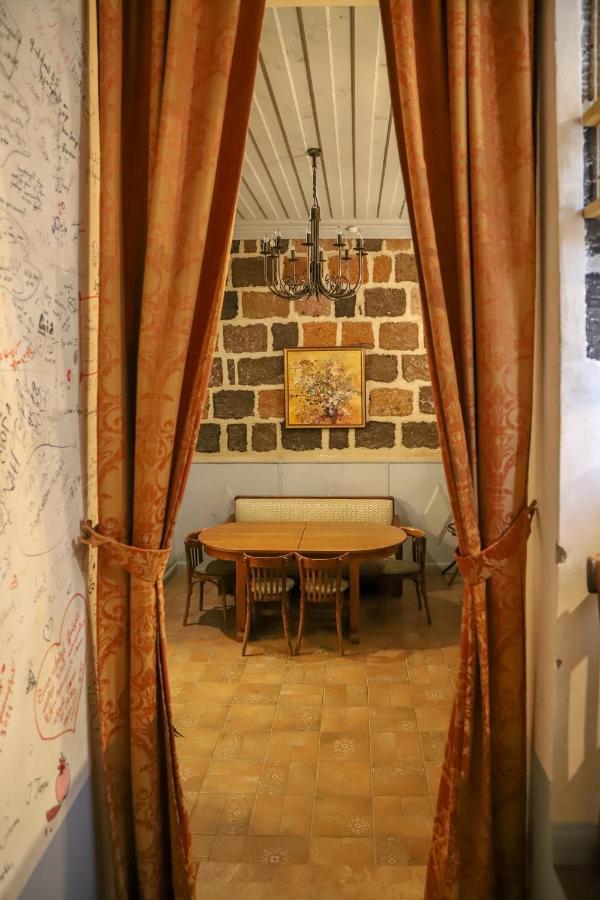Nur Guest House Gyumri Exterior photo